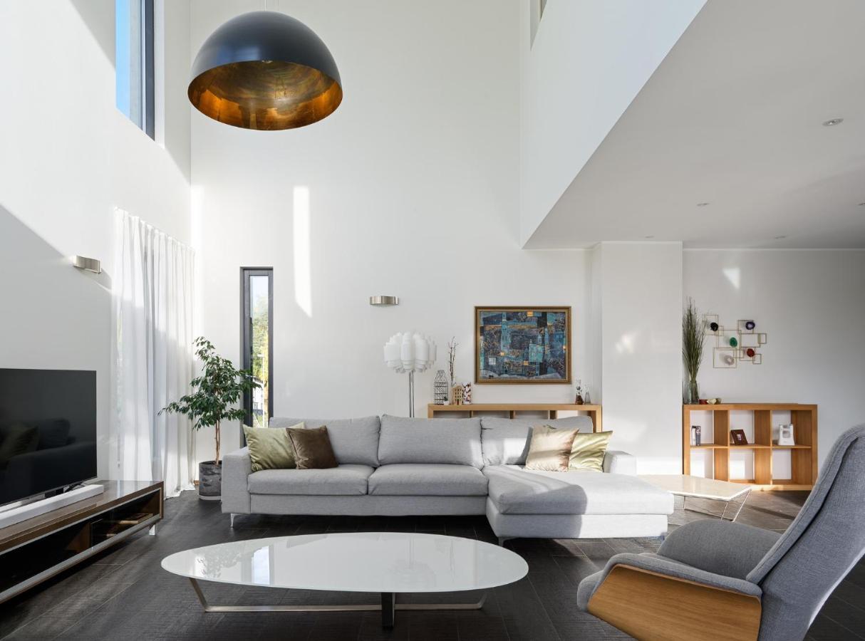Sun Villa Virasoja Exteriör bild