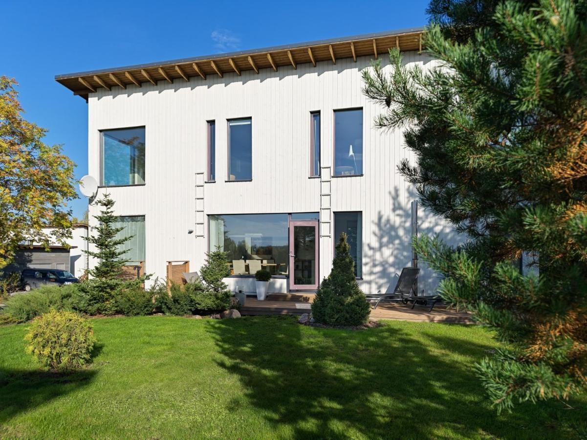 Sun Villa Virasoja Exteriör bild