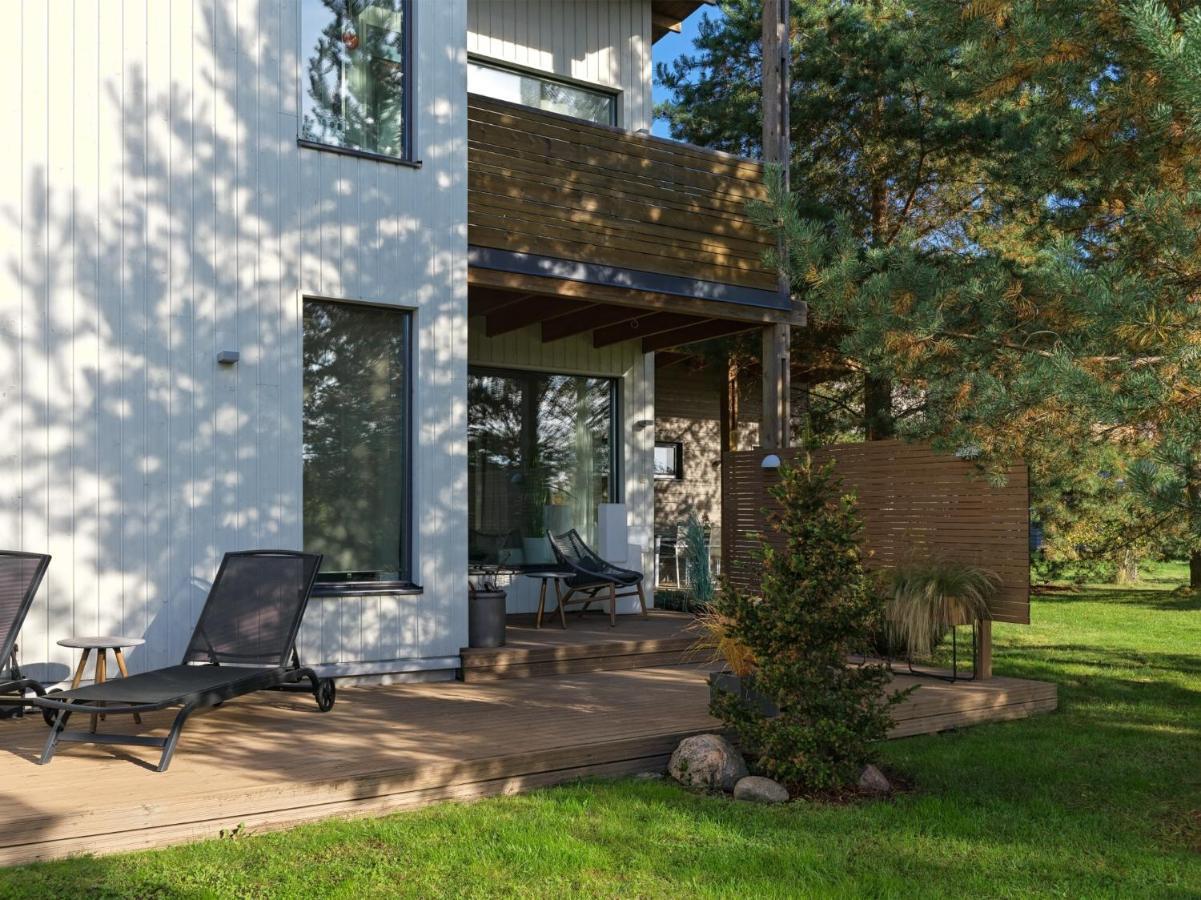 Sun Villa Virasoja Exteriör bild